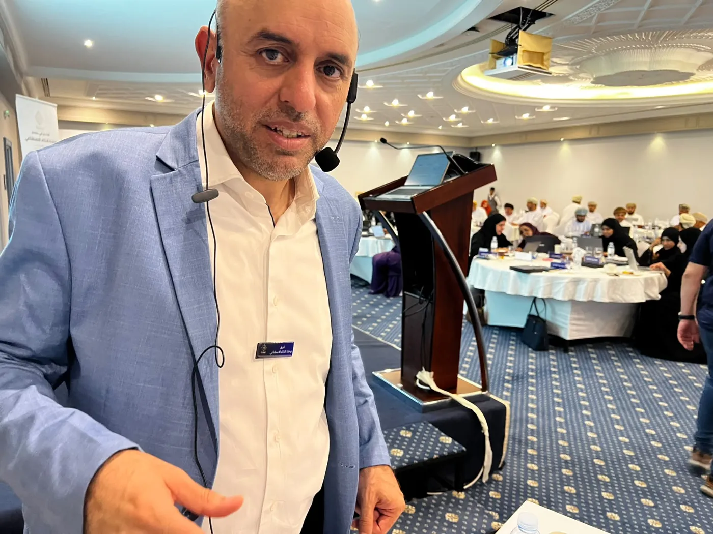 Khaled Taha presenting at Nukhatha in Salalah